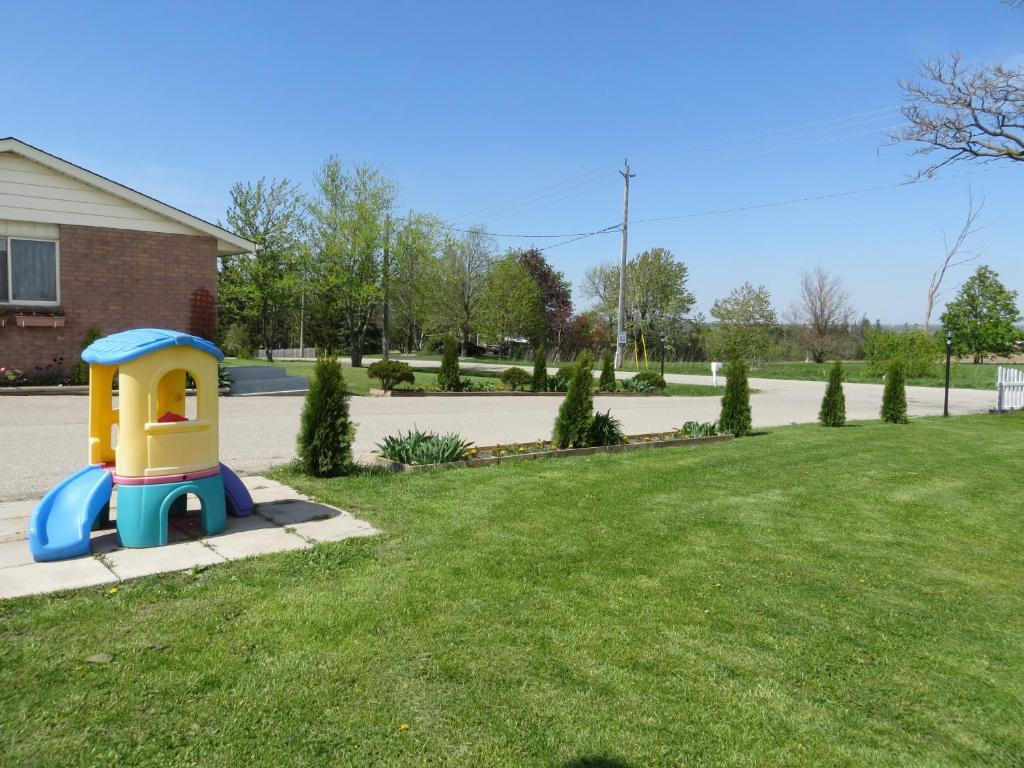Newburg Inn Motel New Hamburg Εξωτερικό φωτογραφία