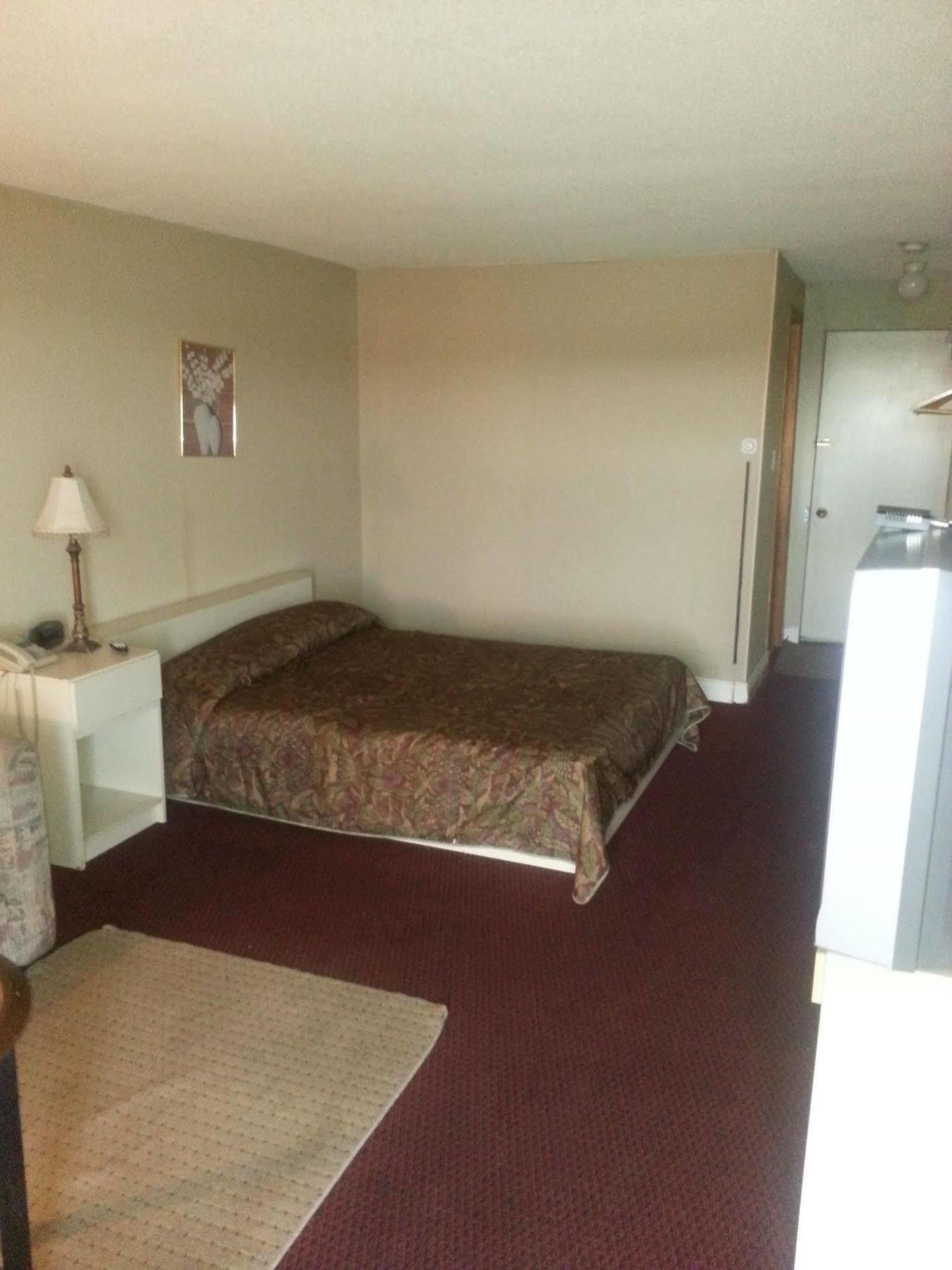 Newburg Inn Motel New Hamburg Εξωτερικό φωτογραφία